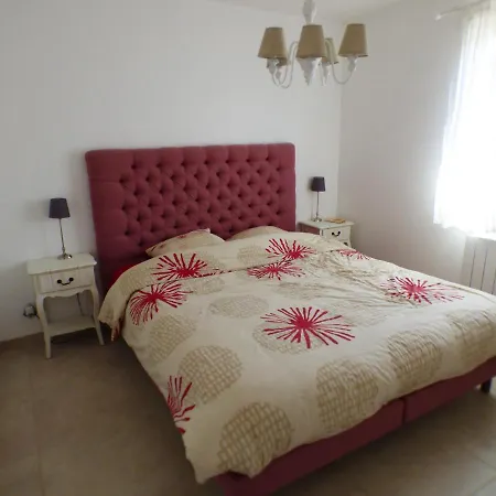 Piscine Chauffee Climatisation Wifi Six-Fours-les-Plages