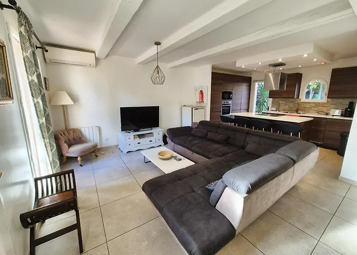 Piscine Chauffee Climatisation Wifi Six-Fours-les-Plages